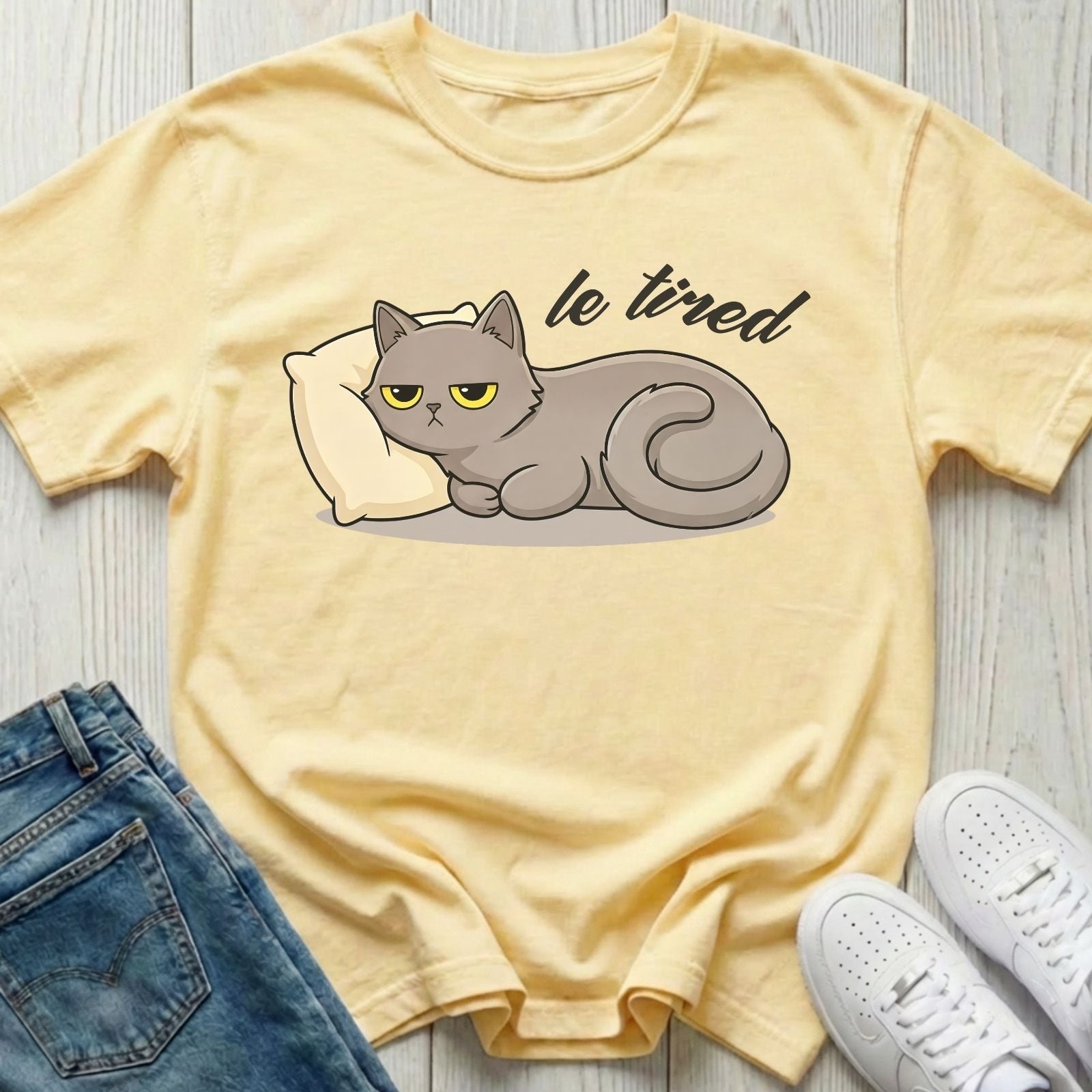Le Tired Cat T-shirt