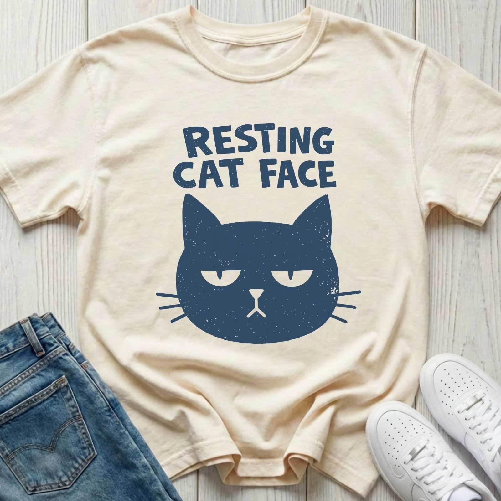 Resting Cat Face T-shirt