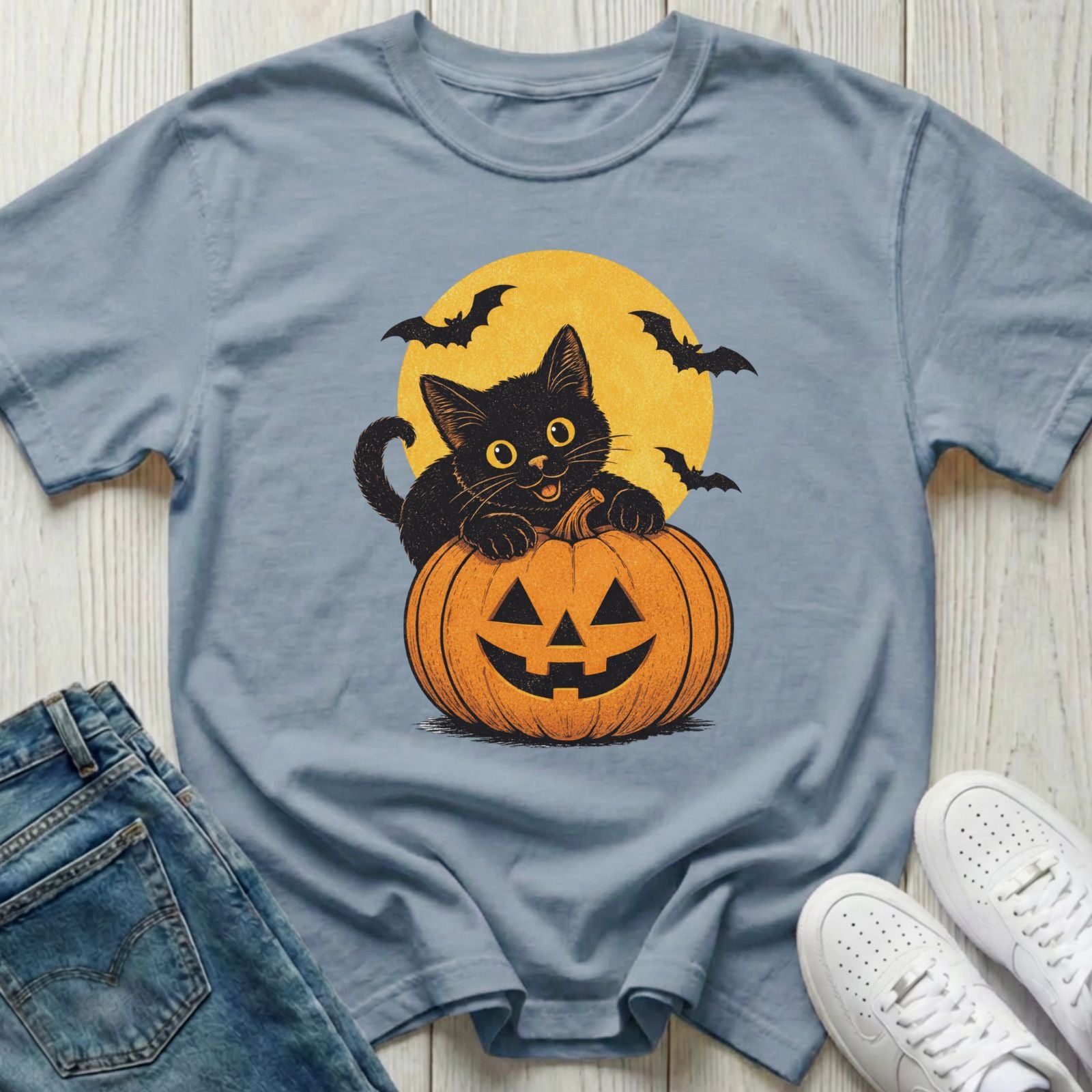 Vintage Black Cat Halloween T-shirt